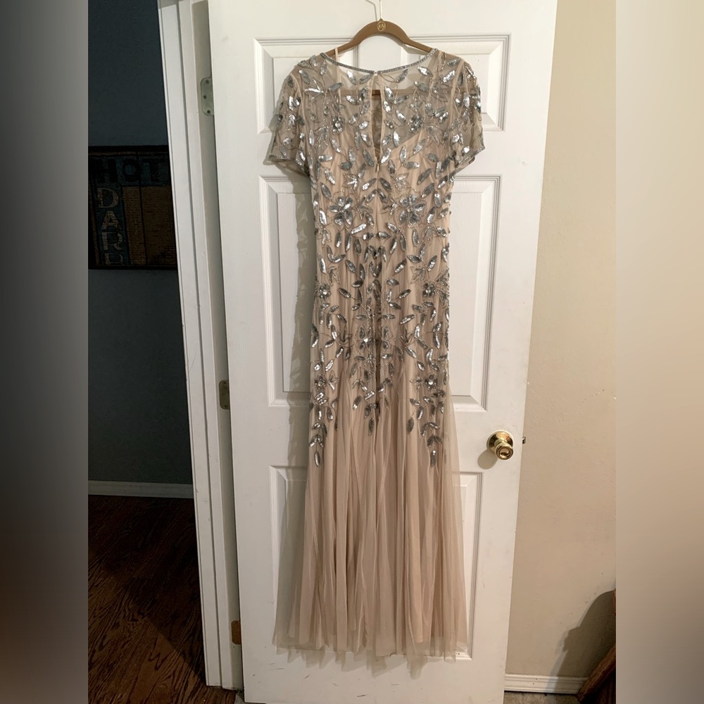 Perfect dress for a wedding or any formal event!